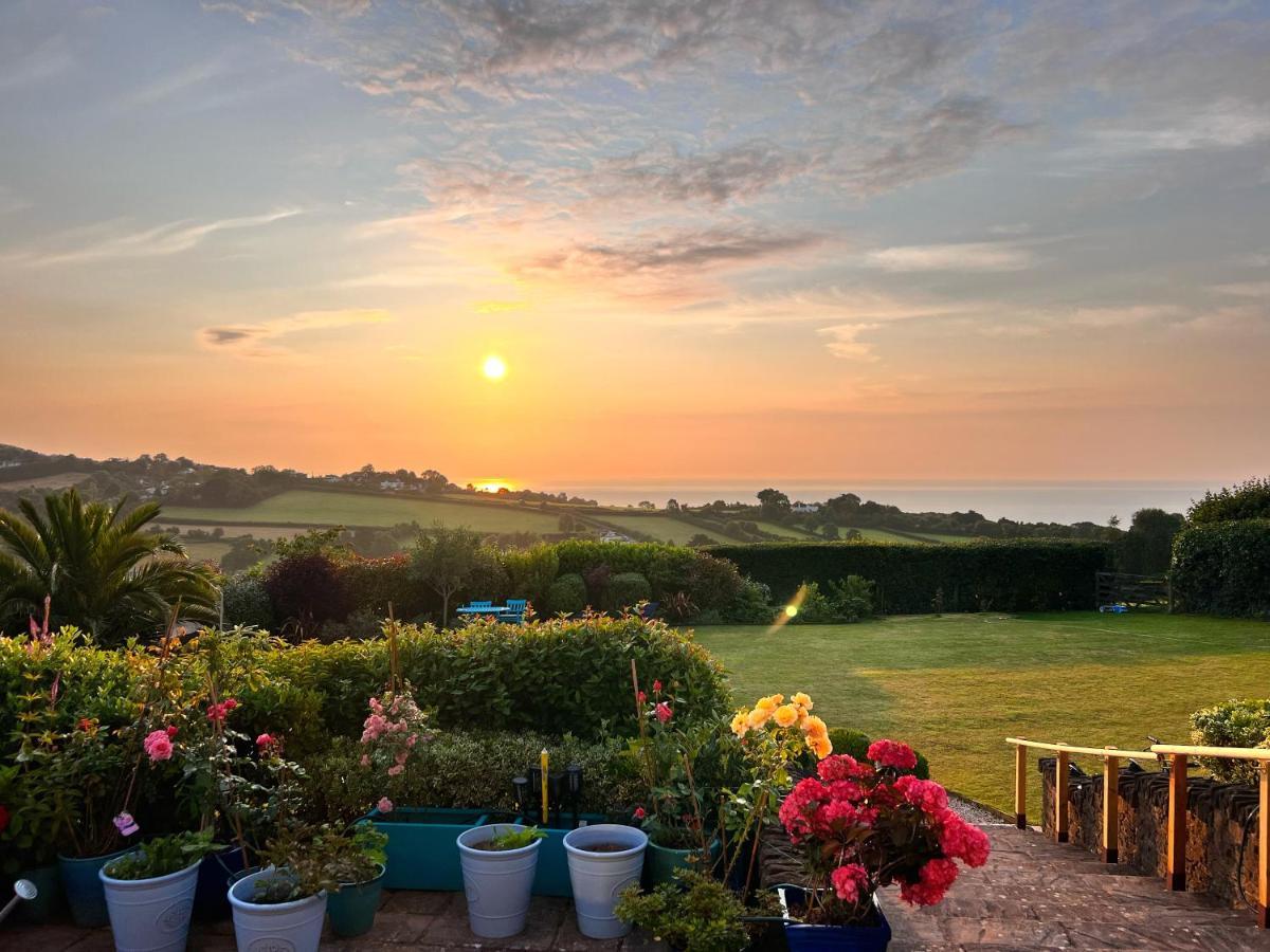 Halekulani Devon Homestay Torquay Dış mekan fotoğraf
