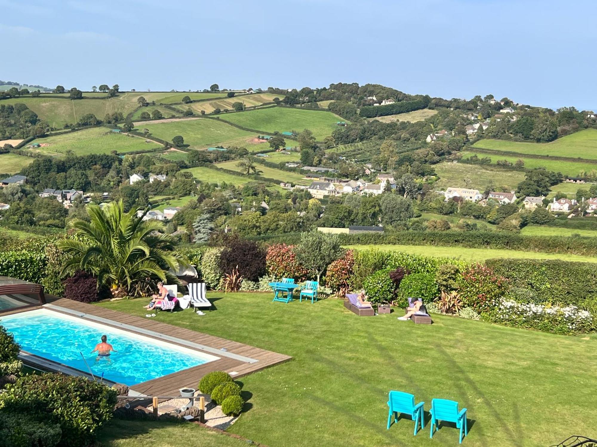 Halekulani Devon Homestay Torquay Dış mekan fotoğraf